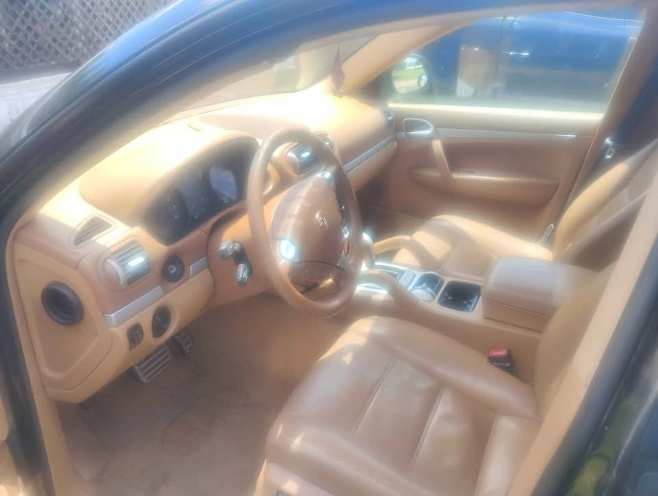 2006 Porsche 955/957 Cayenne S - Image 4 of 8