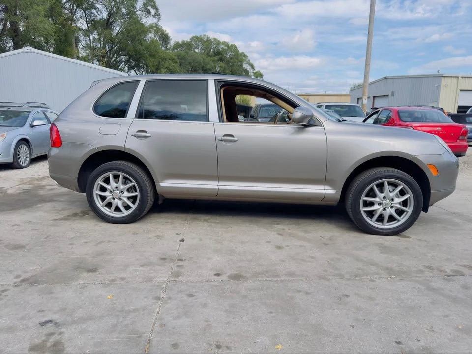 2006 Porsche 955/957 Cayenne S - Image 9 of 10
