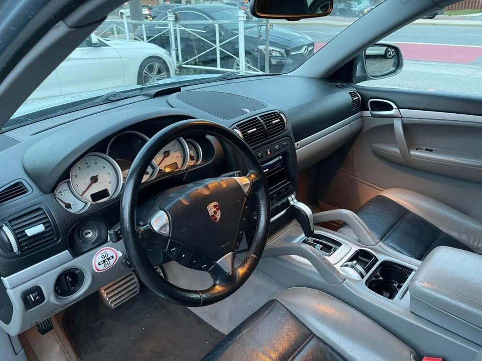 2006 Porsche 955/957 Cayenne S - Image 12 of 17