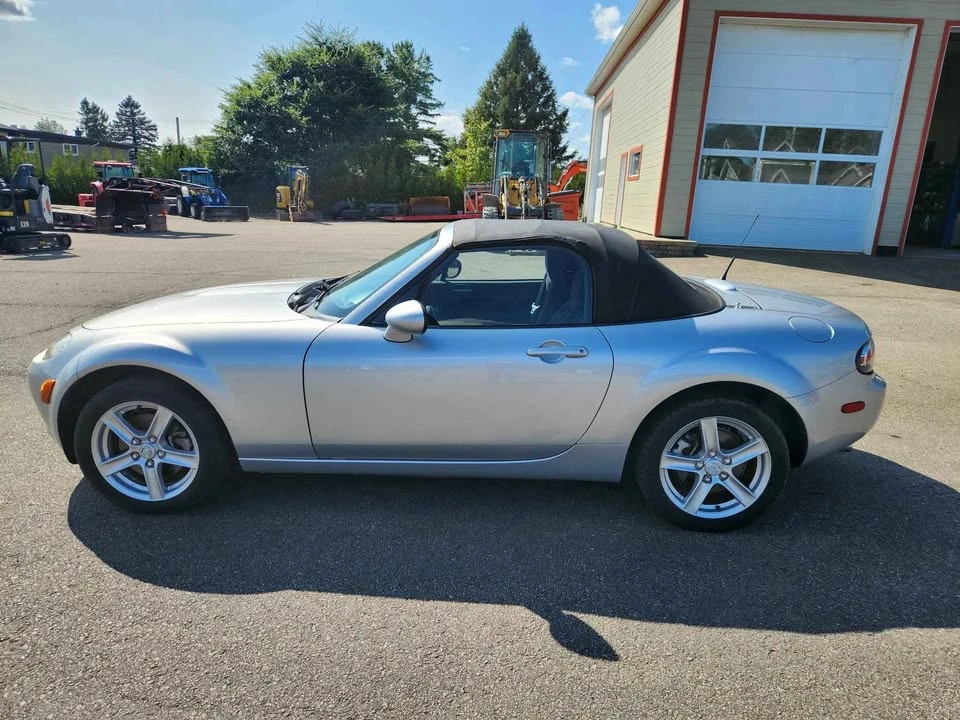 2006 Mazda NC MX-5 Miata - Image 7 of 7