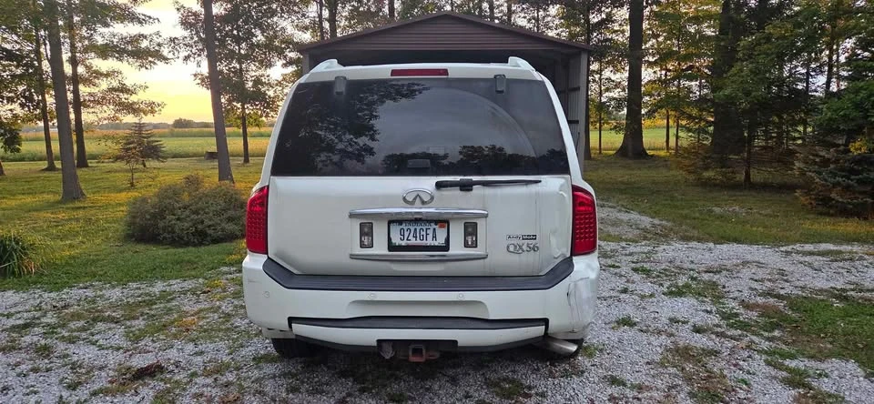 2006 Infiniti QX80 - Image 3 of 6