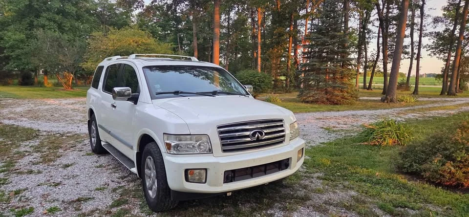 2006 Infiniti QX80 - Image 2 of 6