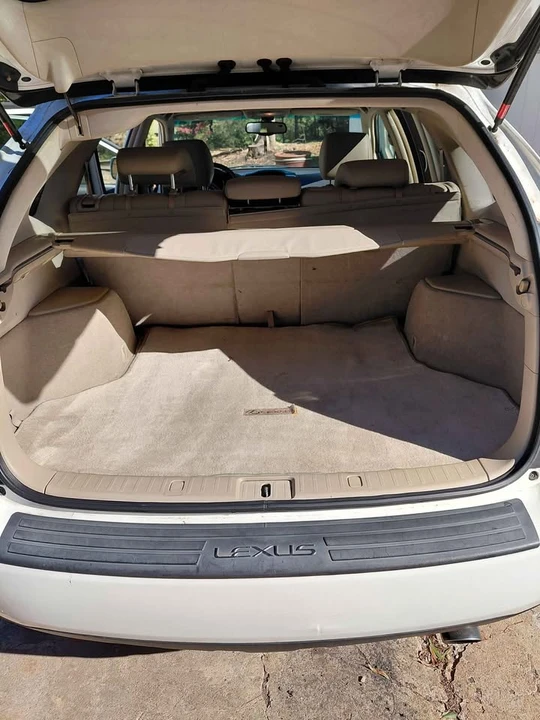 2006 Lexus RX 2nd Gen - Image 3 of 8