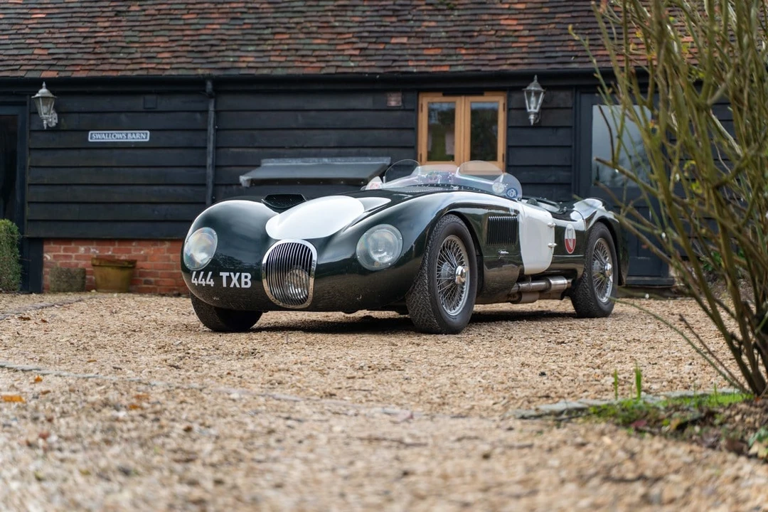 2006 Jaguar Replica - Image 16 of 30
