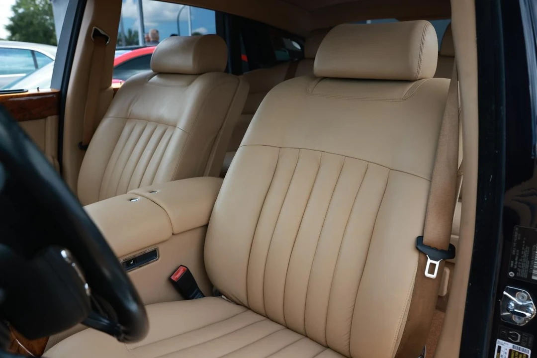 2006 Rolls-Royce Phantom VII - Image 6 of 31