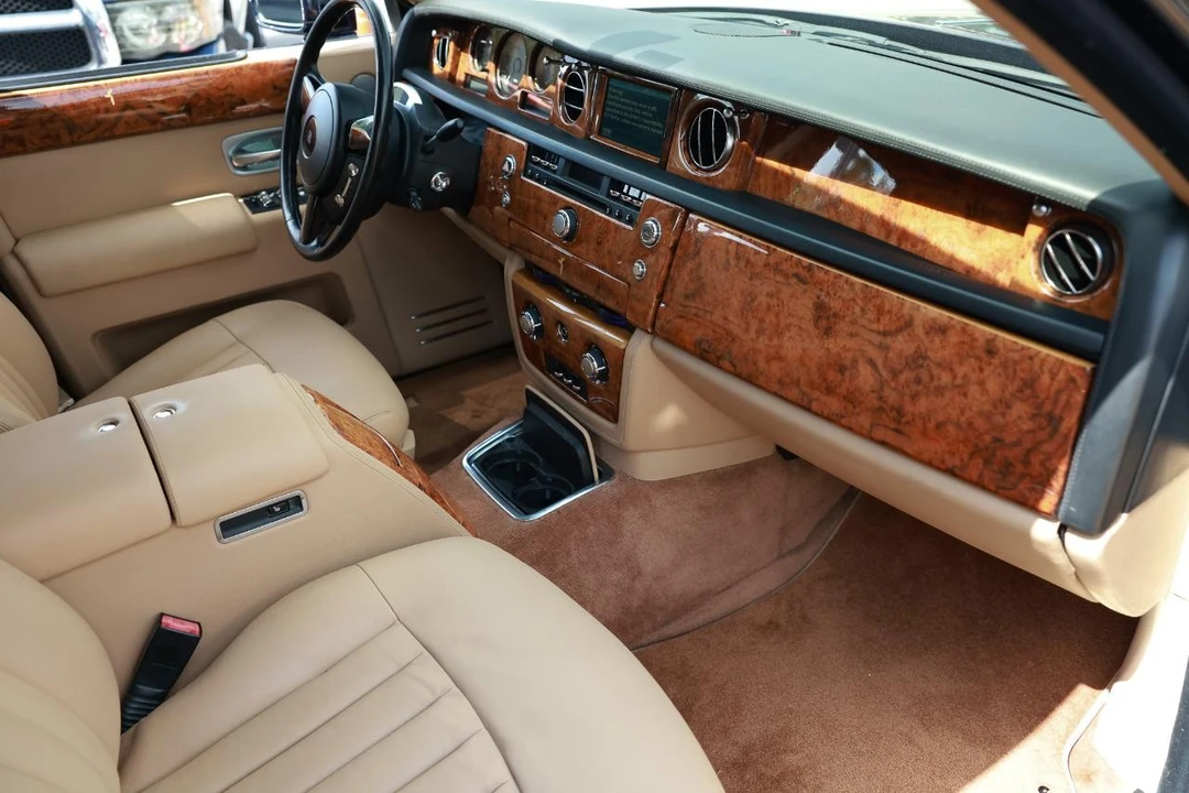 2006 Rolls-Royce Phantom VII - Image 18 of 31