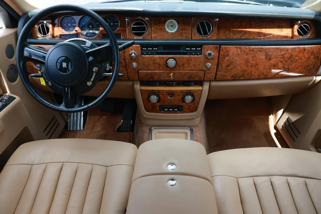 2006 Rolls-Royce Phantom VII - Image 24 of 31