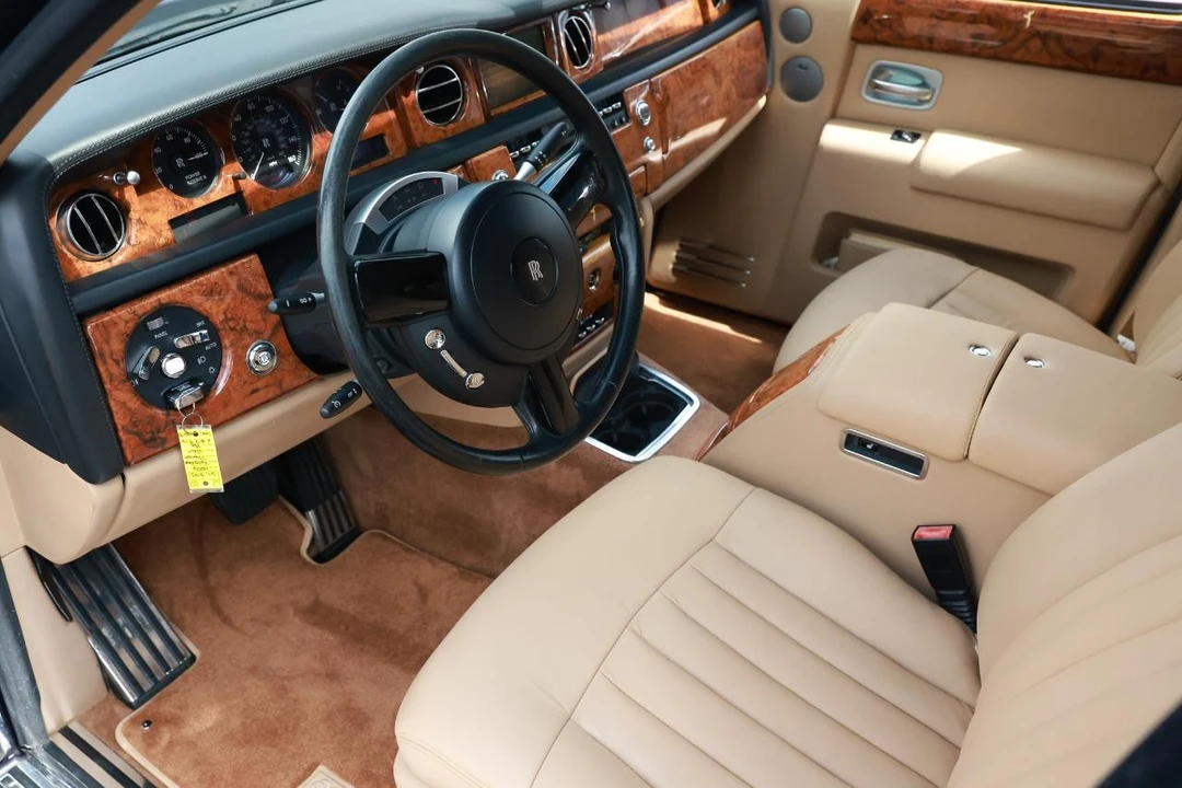 2006 Rolls-Royce Phantom VII - Image 4 of 31