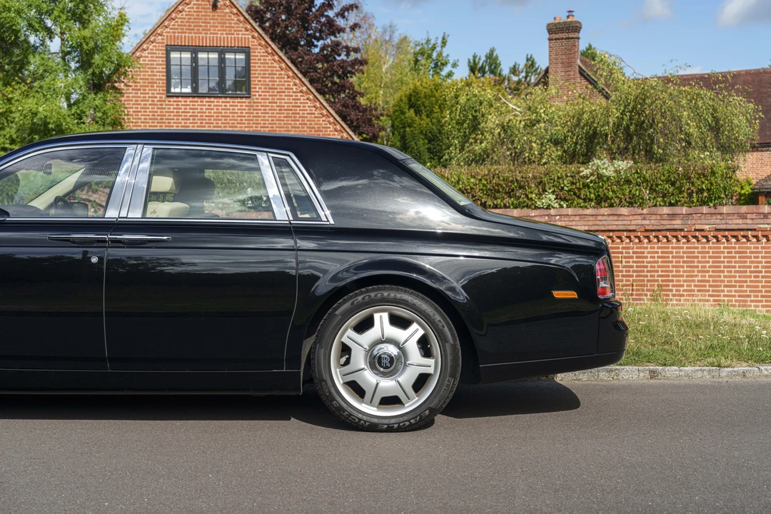 2006 Rolls-Royce Phantom VII - Image 12 of 31