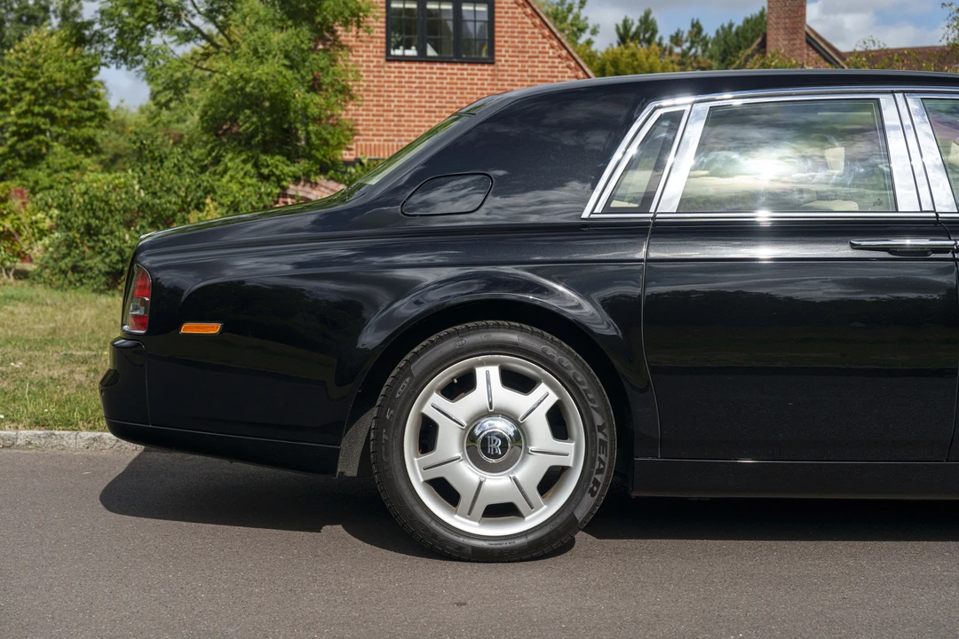 2006 Rolls-Royce Phantom VII - Image 16 of 31