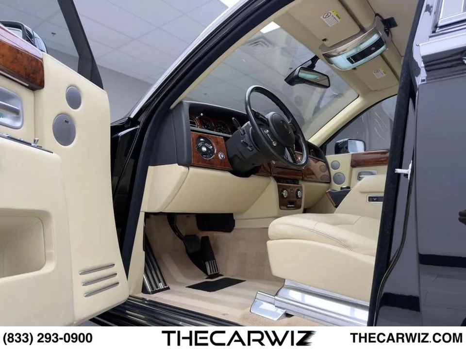 2006 Rolls-Royce Phantom - Image 25 of 31