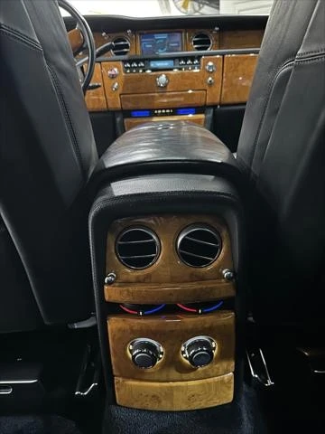 2006 Rolls-Royce Phantom VII - Image 28 of 30