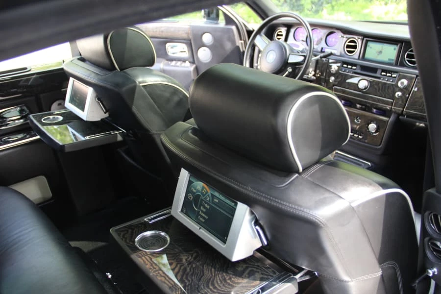 2006 Rolls-Royce Phantom VII - Image 8 of 12