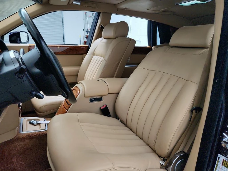 2006 Rolls-Royce Phantom VII - Image 14 of 31