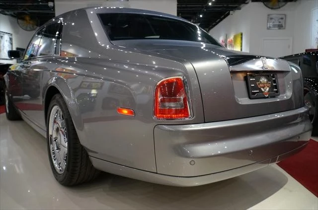 2006 Rolls-Royce Phantom VII - Image 8 of 12