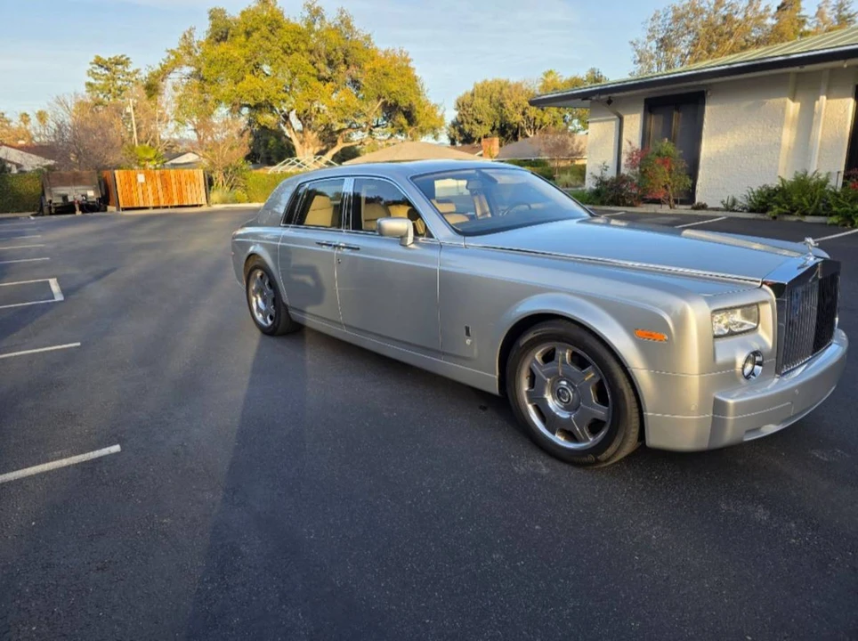 2006 Rolls-Royce Phantom VII - Image 2 of 21