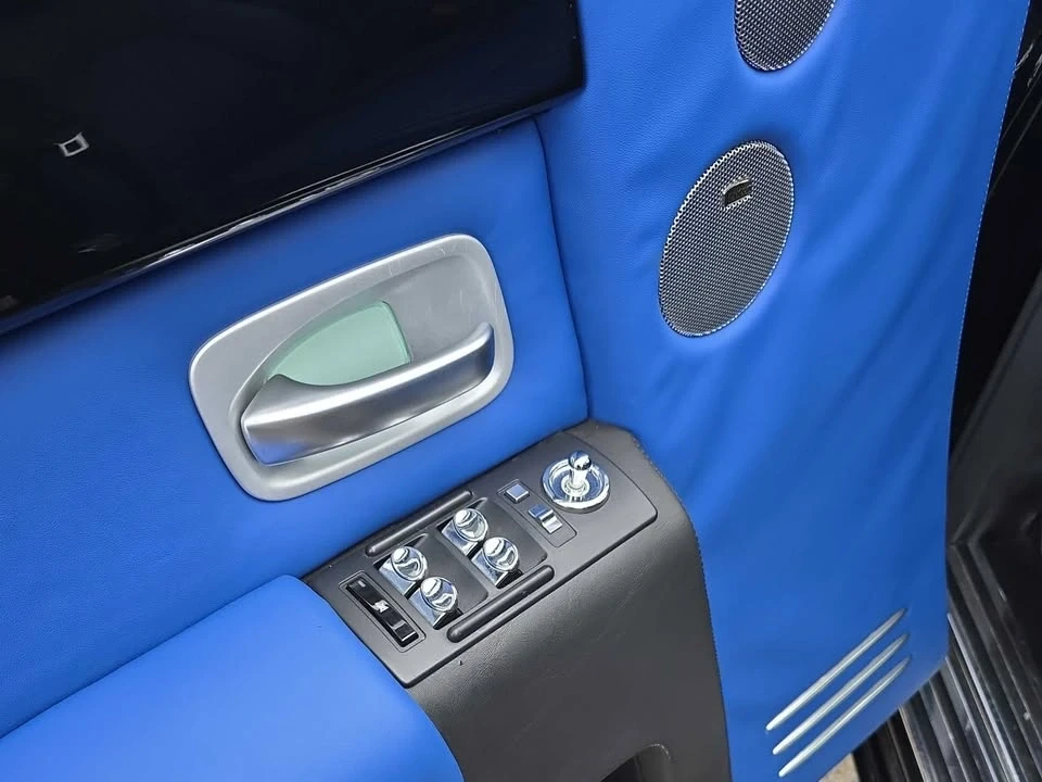 2006 Rolls-Royce Phantom VII - Image 13 of 14