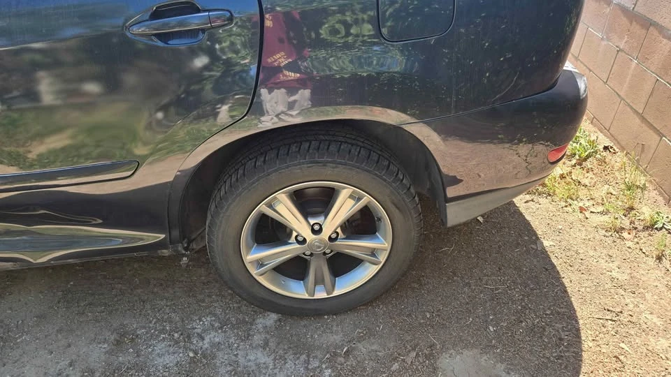 2006 Lexus RX 2nd Gen - Image 7 of 10