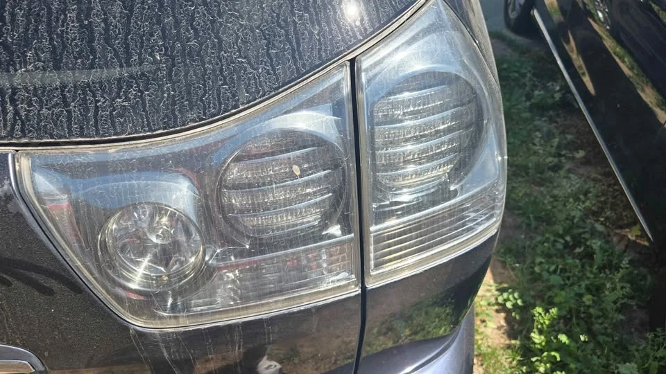 2006 Lexus RX 2nd Gen - Image 2 of 10