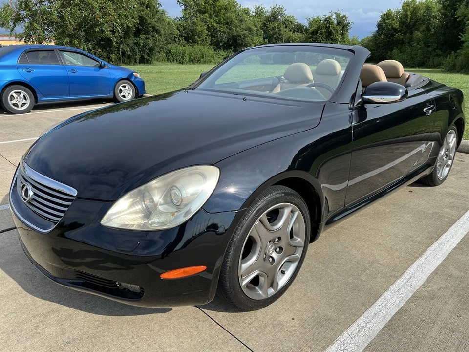 2006 Lexus SC430 - Image 2 of 21