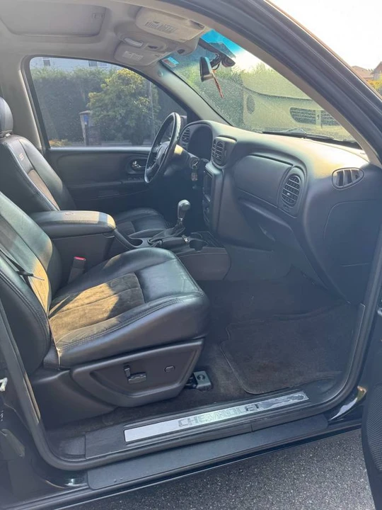 2006 Chevrolet Trailblazer - Image 11 of 17