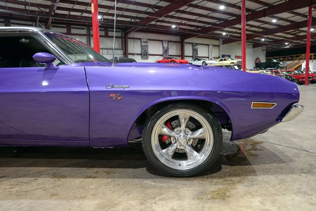 2006 Dodge Challenger - Image 11 of 31