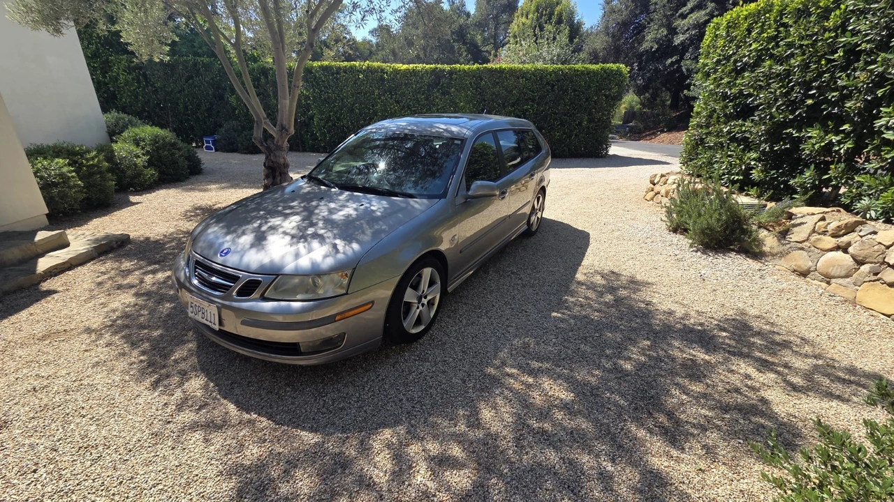 2006 Saab 9-3 2nd Gen - Image 2 of 11