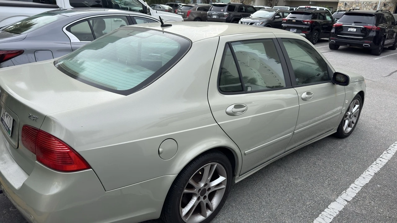 2006 Saab 9-5 2nd Gen - Image 2 of 10
