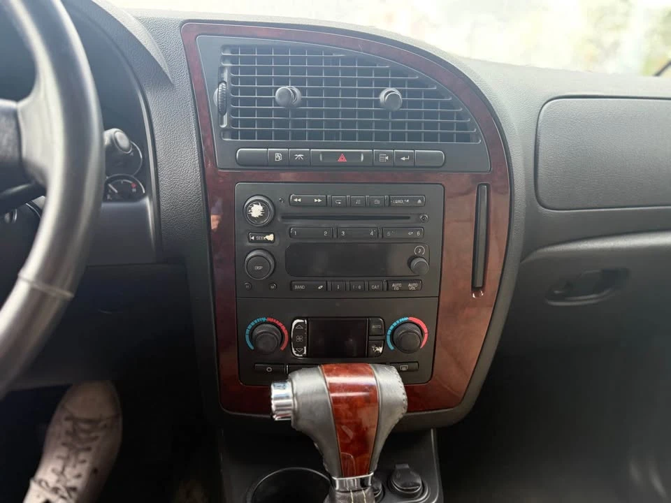 2006 Saab - Image 10 of 14