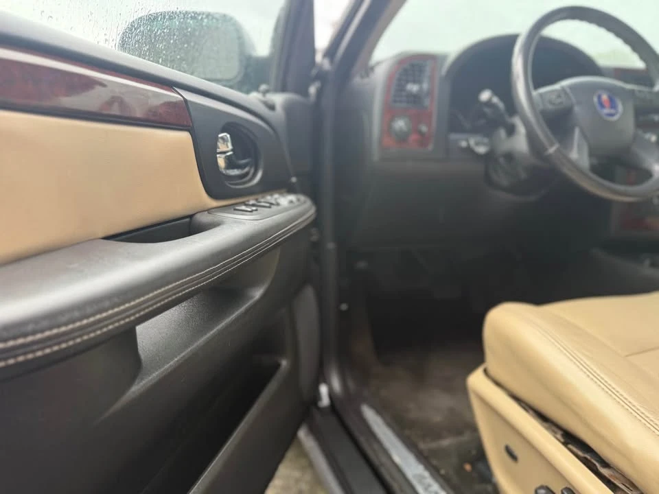 2006 Saab - Image 4 of 14