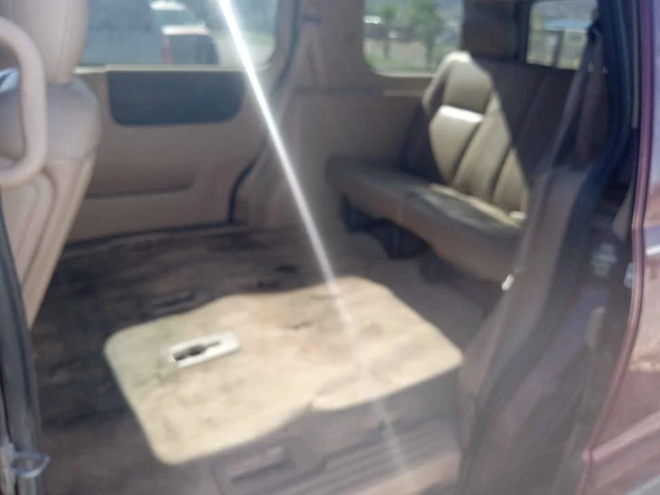 2006 Saturn - Image 2 of 6