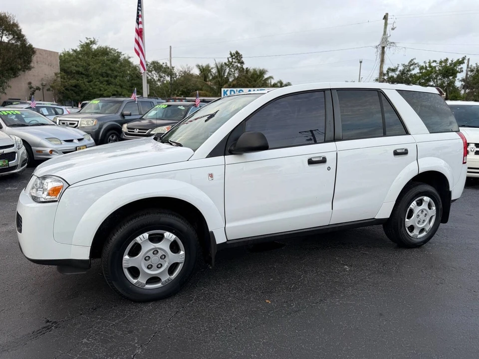 2006 Saturn Vue - Image 2 of 21
