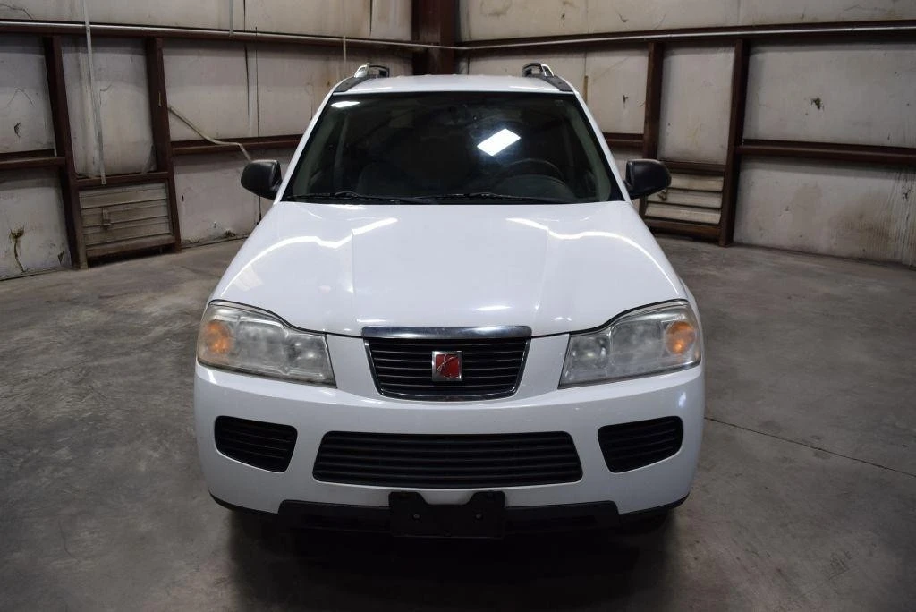2006 Saturn Vue - Image 2 of 12