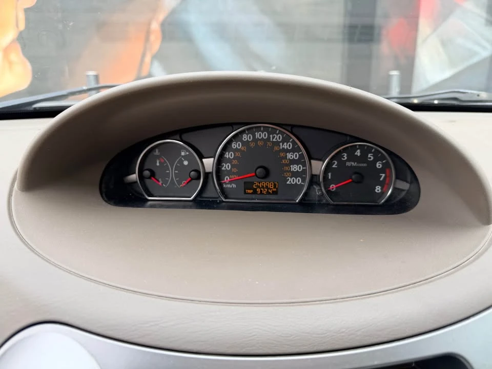 2006 Saturn Ion - Image 3 of 8