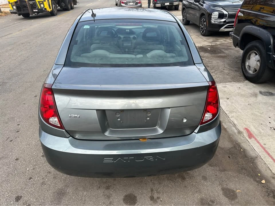 2006 Saturn Ion - Image 2 of 4