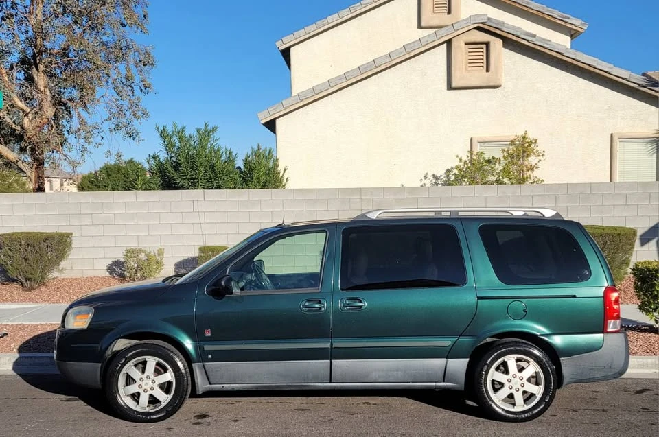 2006 Saturn - Image 2 of 19