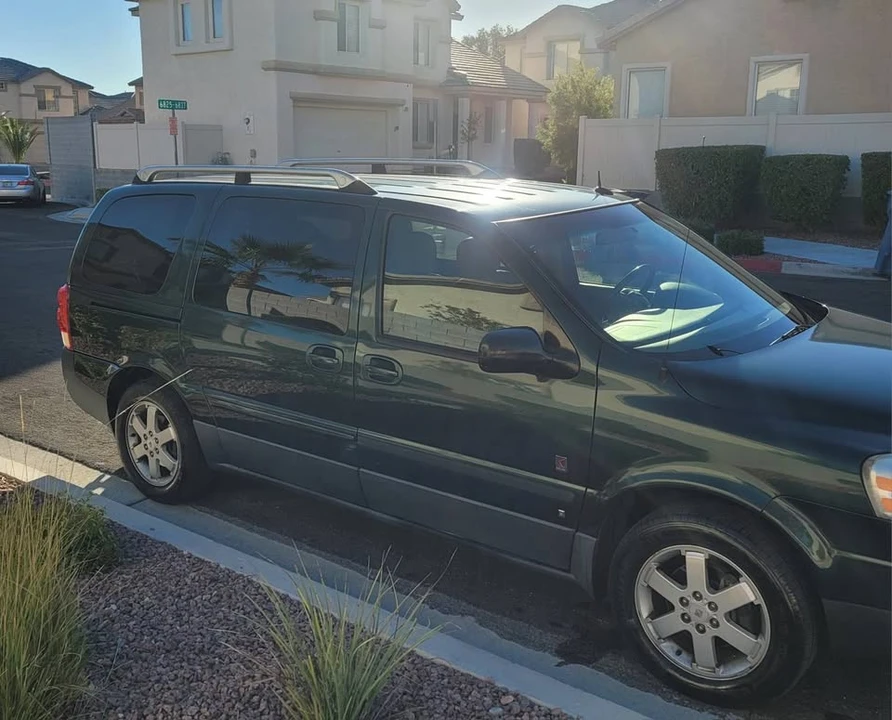 2006 Saturn - Image 6 of 19