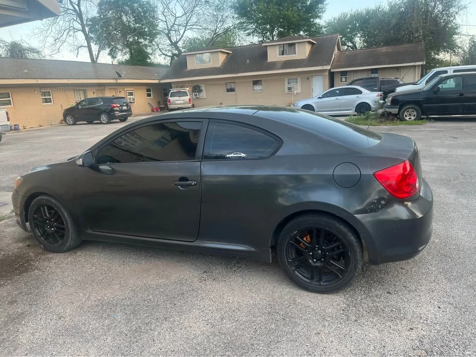 2006 Scion tC - Image 2 of 5