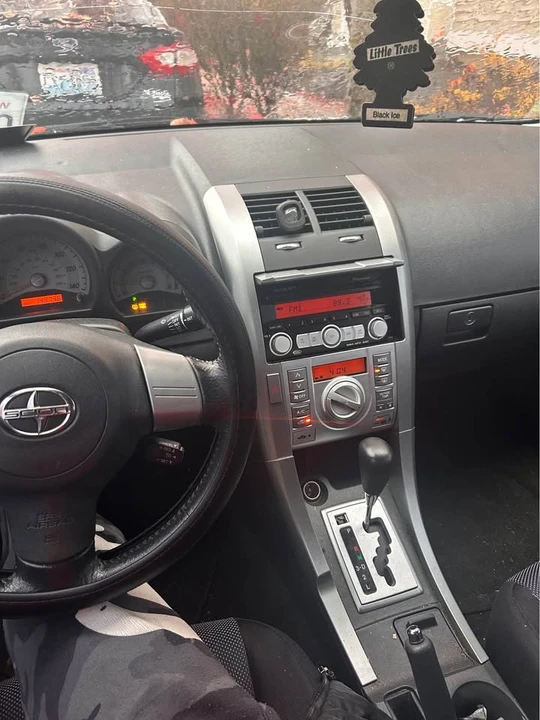 2006 Scion tC - Image 3 of 10