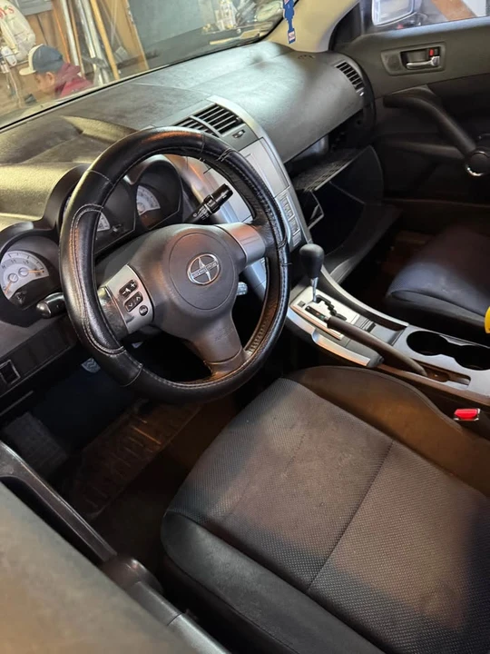 2006 Scion tC - Image 9 of 13