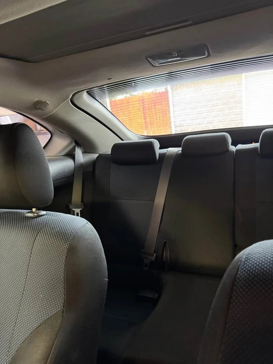2006 Scion tC - Image 11 of 13