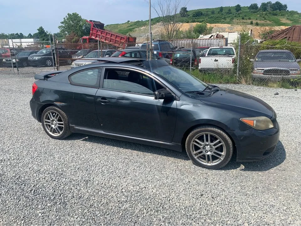2006 Scion tC - Image 2 of 6