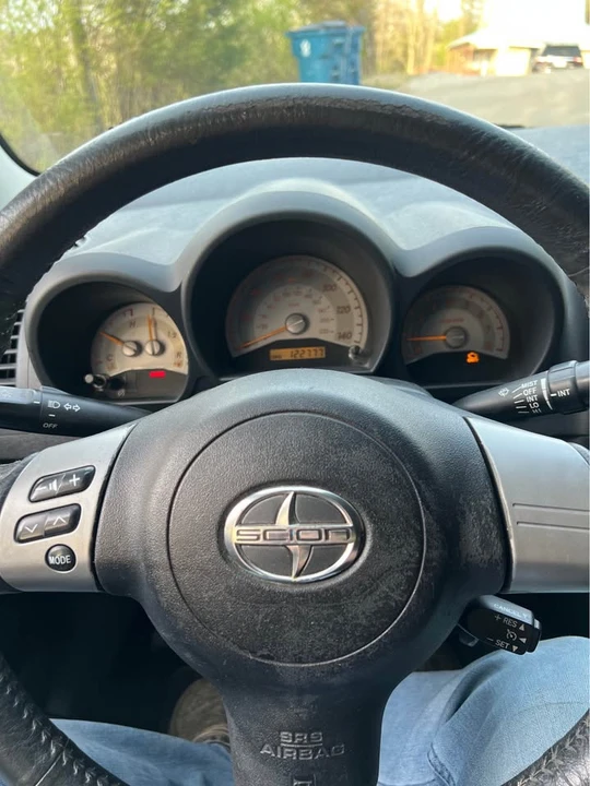2006 Scion tC - Image 11 of 12