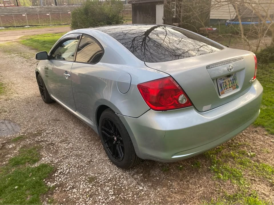 2006 Scion tC - Image 2 of 5