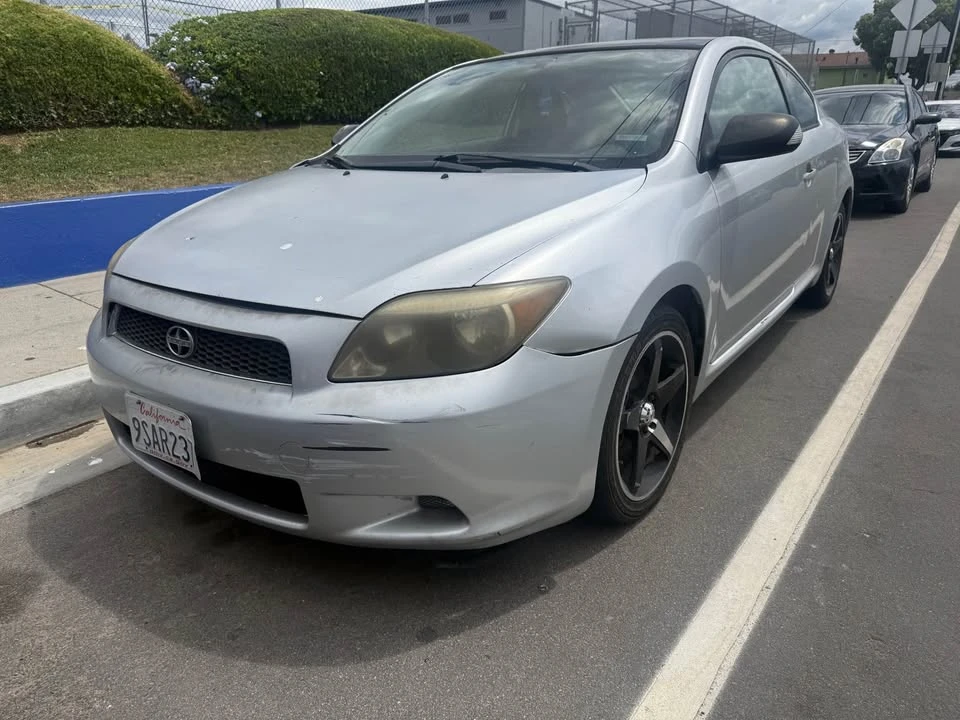 2006 Scion tC - Image 2 of 4