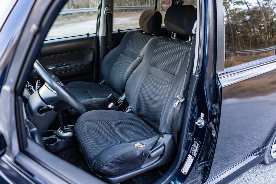 2006 Scion xB - Image 9 of 21