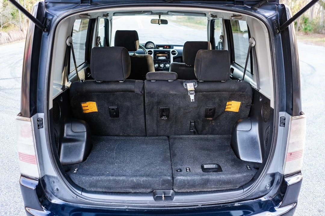 2006 Scion xB - Image 14 of 21