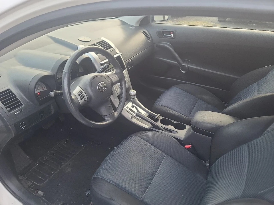 2006 Scion tC - Image 10 of 20