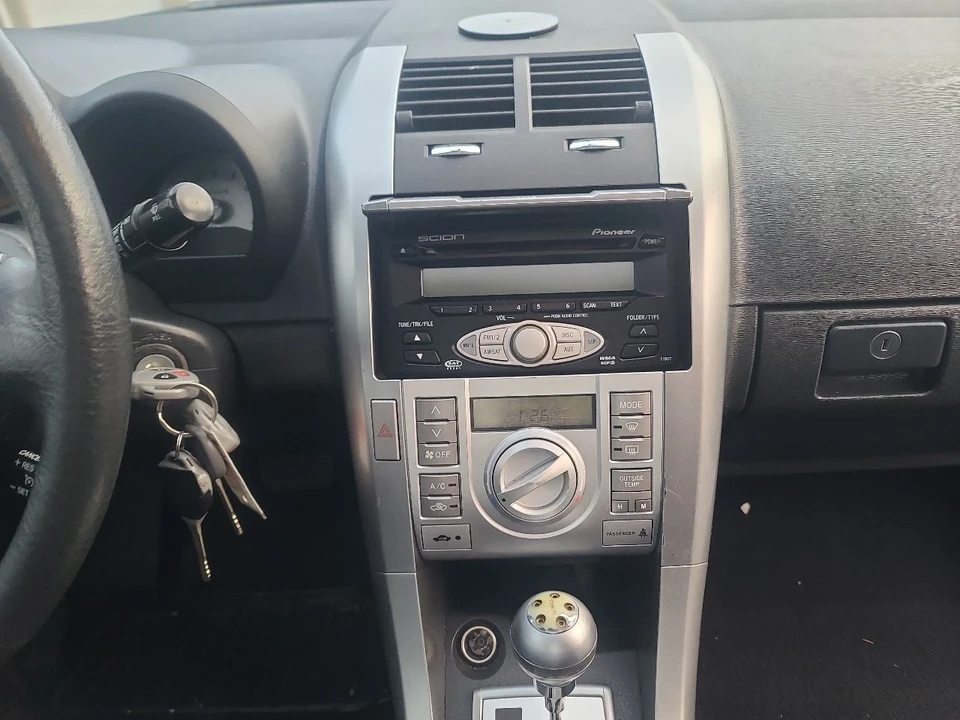 2006 Scion tC - Image 15 of 20