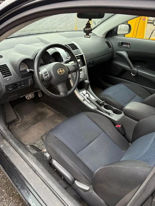 2006 Scion tC - Image 7 of 12